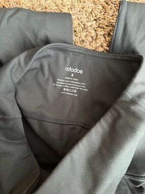 Black High-Waist Leggings - S WITH POCKETS